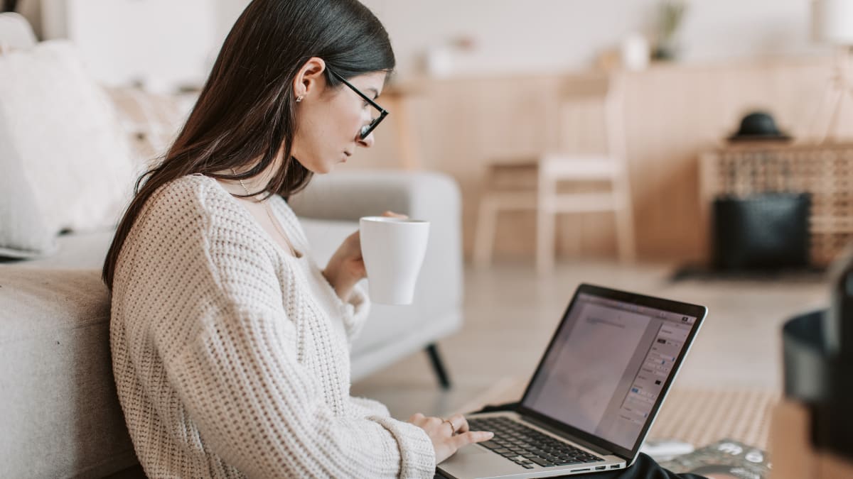 Female student working on an online college degree