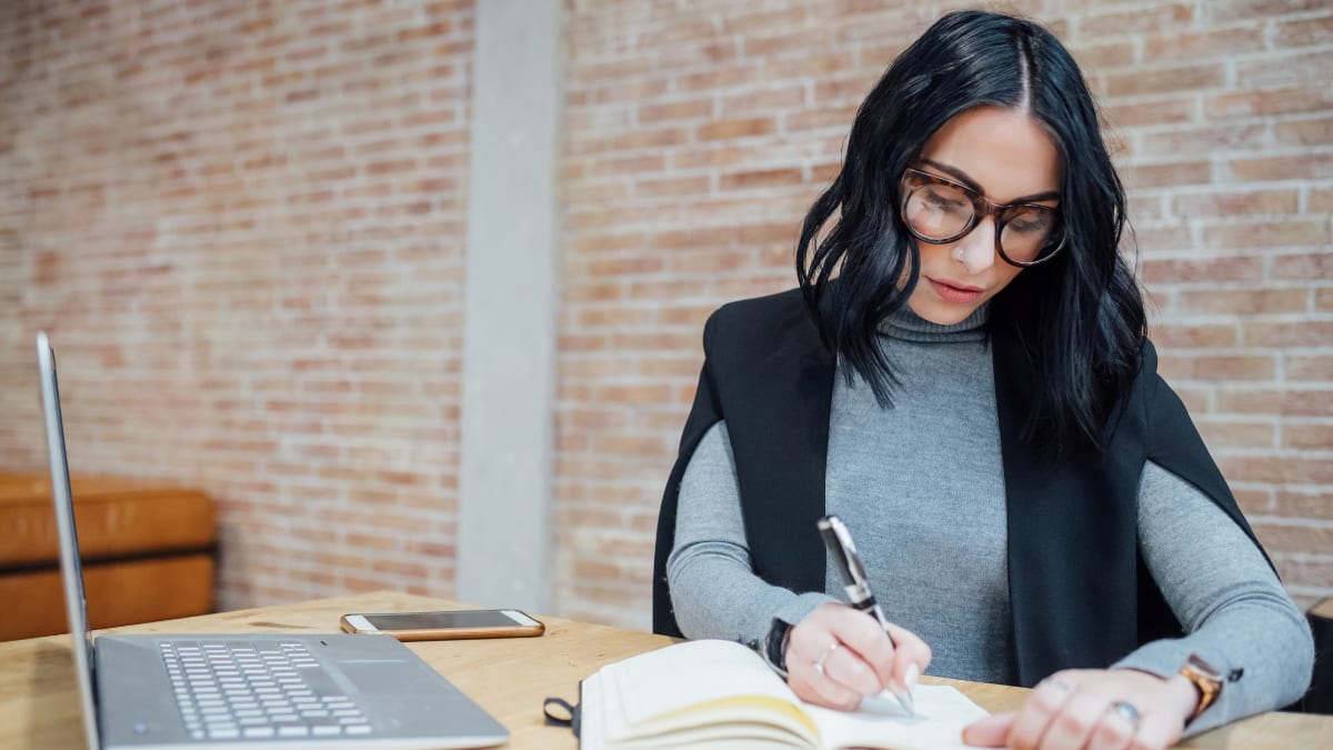 young online student working on coursework