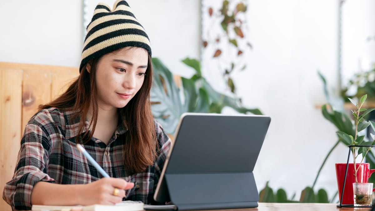 online college student working on an online course