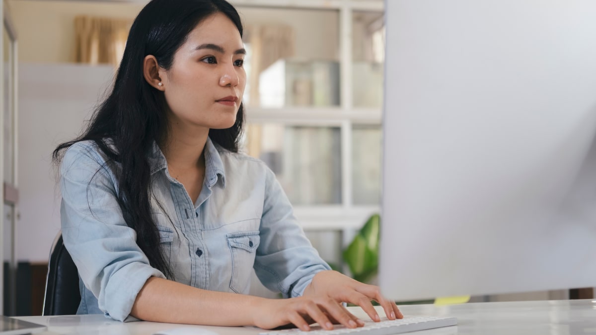 online college student working on a cyber security course