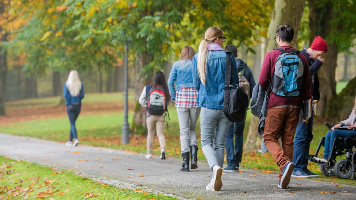 college students walking on a college campus