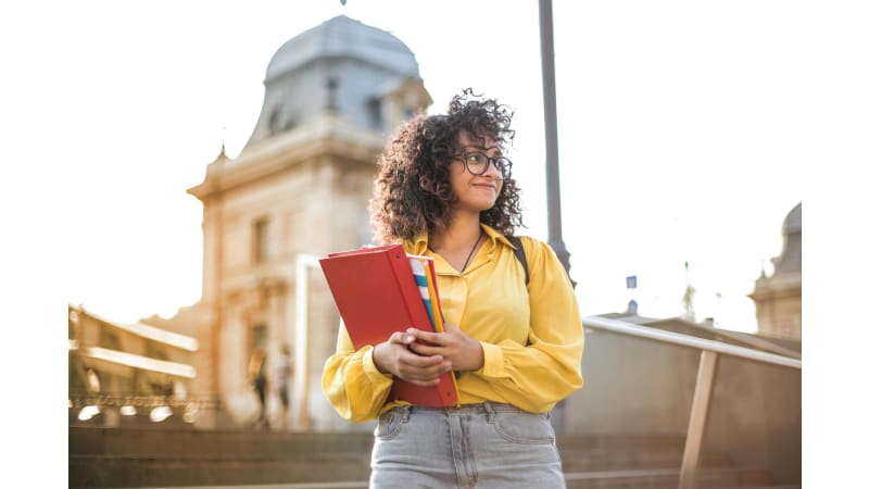 How to Get State Tuition Rates in Illinois